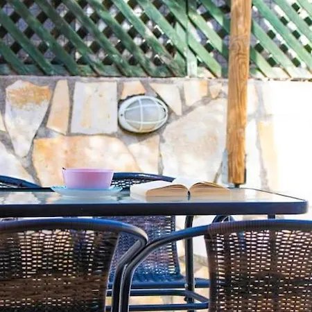 Hétvégi ház Kroussos Farakláta